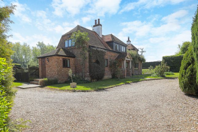 Marley Lane, Finglesham, Deal, CT14 3 bed detached house for sale