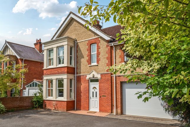 6 bedroom house for sale