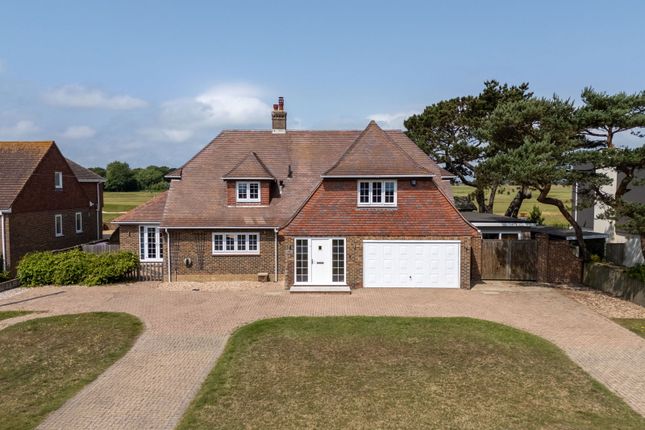Madeira Road, New Romney TN28 4 bed detached house for sale