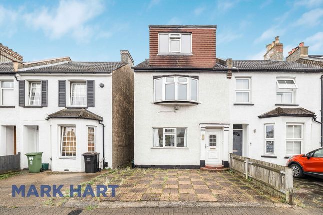 5 bedroom end of terrace house for sale