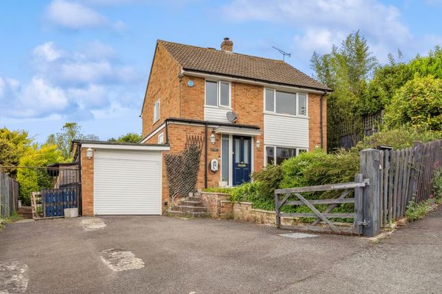 3 bed detached house