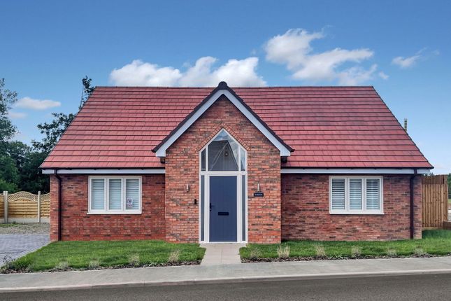 2 bedroom detached bungalow for sale