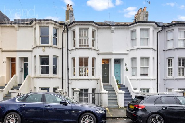Montgomery Street, Hove, East Sussex... 2 bed maisonette for sale
