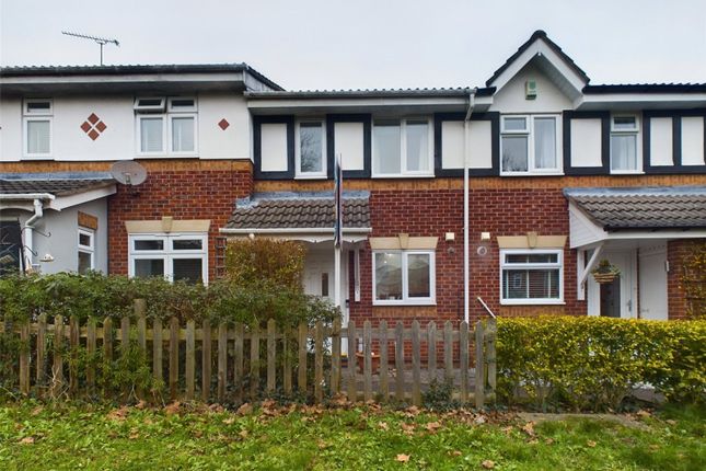 Oxford Close, Basildon SS16 2 bed terraced house for sale