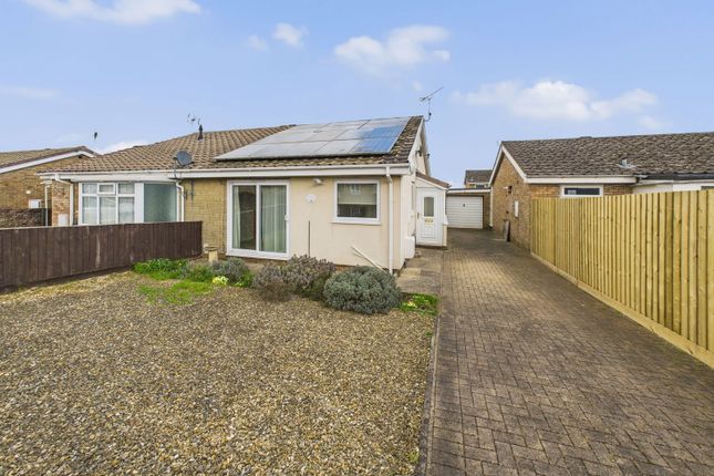 2 bedroom semi-detached bungalow for sale