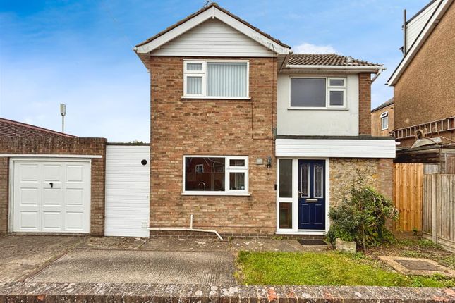 Fleetwood Avenue, Herne Bay 2 bed detached house for sale