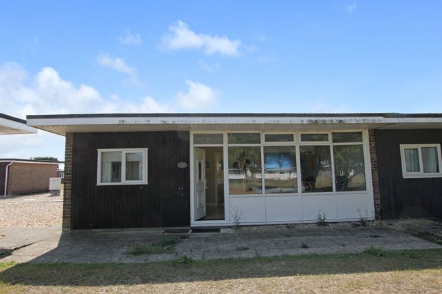 The Parade, Kent TN28 2 bed chalet for sale