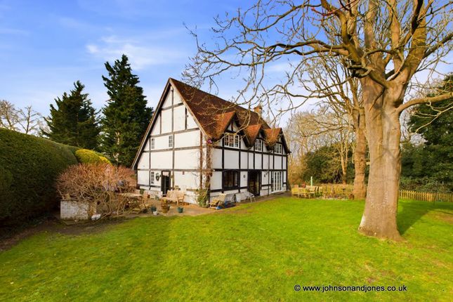 8 bedroom detached house for sale