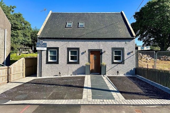 Newton Street, Crosshill 2 bed detached villa for sale