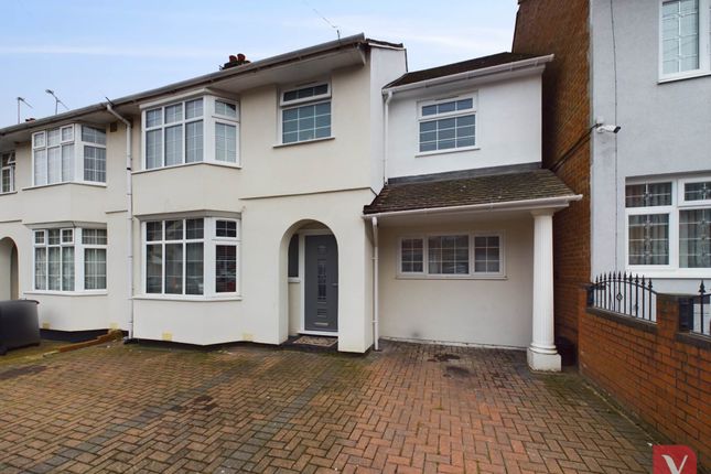 5 bed semi-detached house