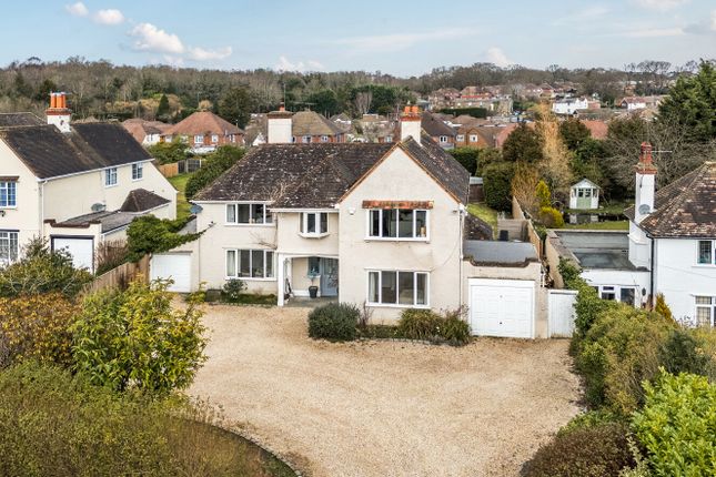 4 bed detached house