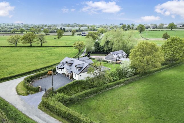 Pool Quay, Welshpool, Powys, SY21 8 bed detached house for sale