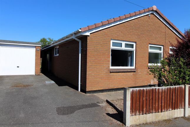 Semi-detached bungalow for sale