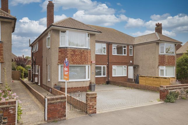 Luton Avenue, Broadstairs, Kent, CT10 2 bed maisonette for sale