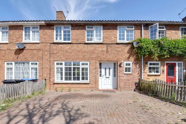 Bradshaws, Hatfield AL10 3 bed terraced house for sale