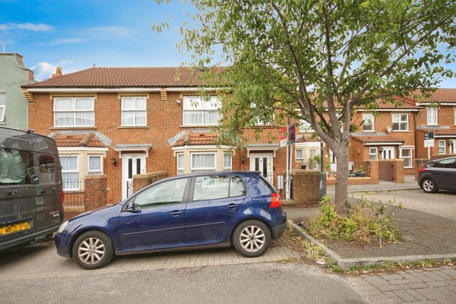 5 bed semi-detached house