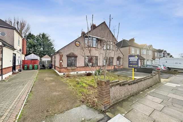Penhill Road, Bexley, Kent, DA5 3 bed semi
