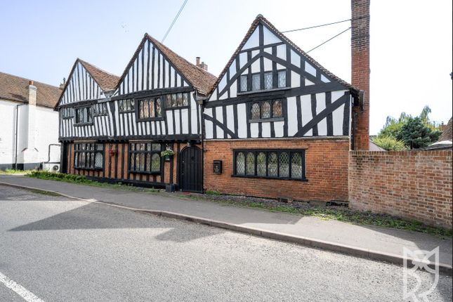 Colchester Road, Ardleigh... 4 bed semi