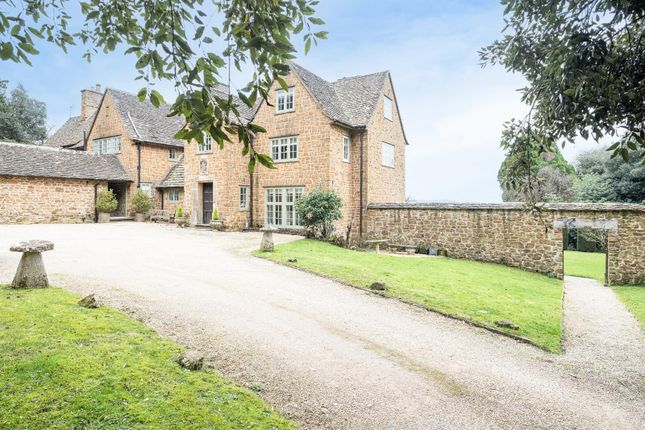 11 bedroom detached house for sale