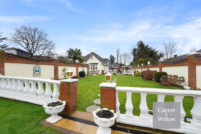 4 bedroom semi-detached bungalow for sale