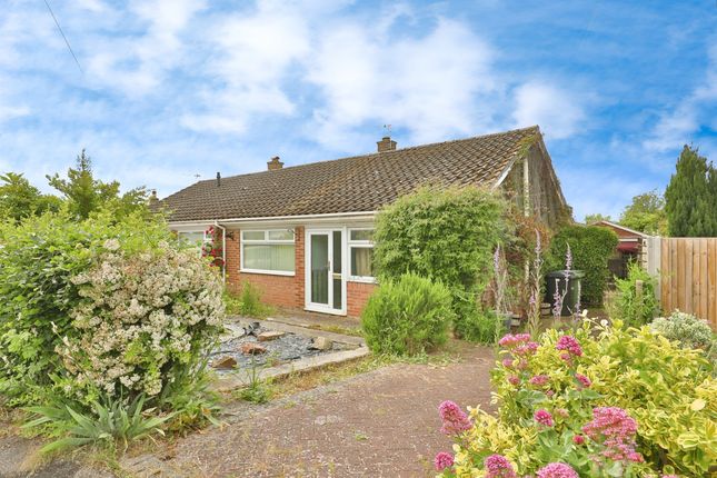 2 bedroom semi-detached bungalow for sale