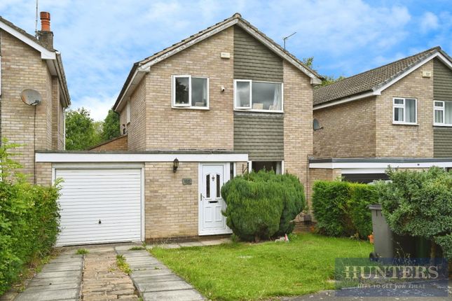 Silverdale Avenue, Guiseley, Leeds 3 bed detached house for sale