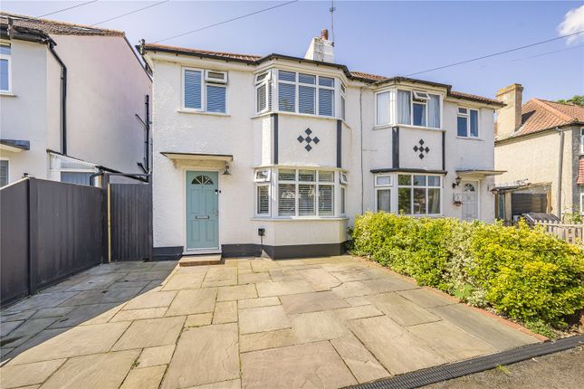 Brookside Crescent, Worcester Park, KT4 3 bed semi