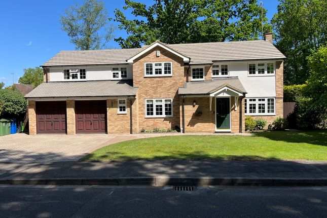 OAKLANDS CLOSE, ASCOT, BERKSHIRE,SL5 7NG 5 bed detached house for sale