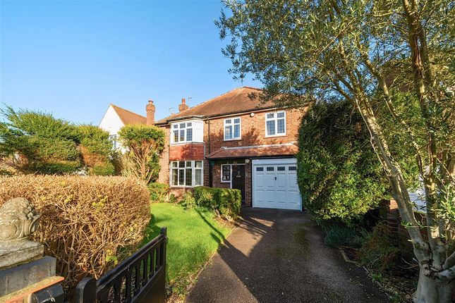 Bedford MK41 4 bed detached house for sale