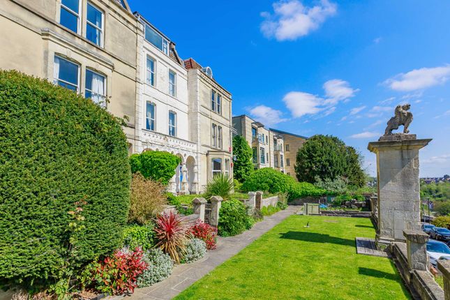 Bristol BS7 2 bed ground floor flat for sale