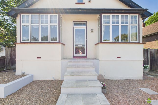 Lower Road, Belvedere, Kent, DA17 3 bed detached bungalow for sale