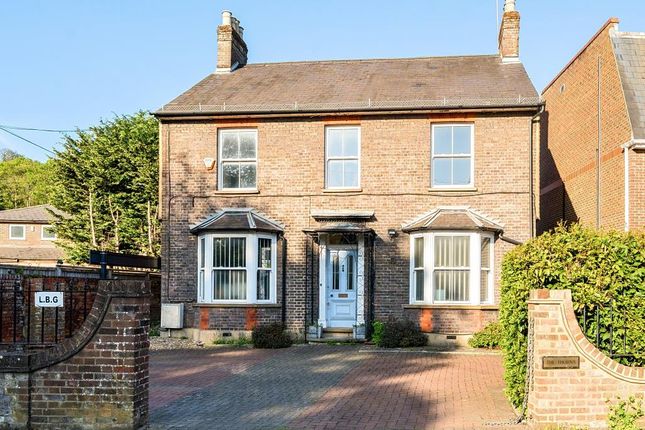 Chesham,  Buckinghamshire,  HP5 6 bed detached house for sale