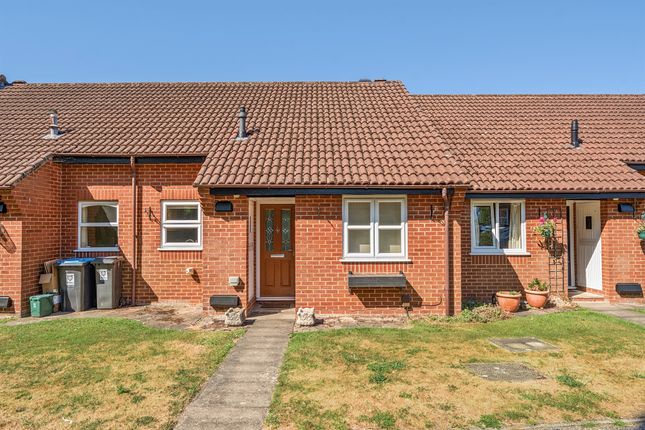 2 bedroom terraced bungalow for sale