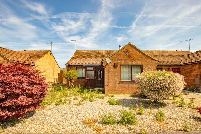 2 bedroom semi-detached bungalow for sale