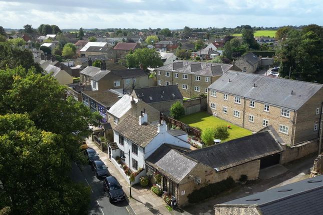 Main Street, Leeds LS15 3 bed detached house for sale