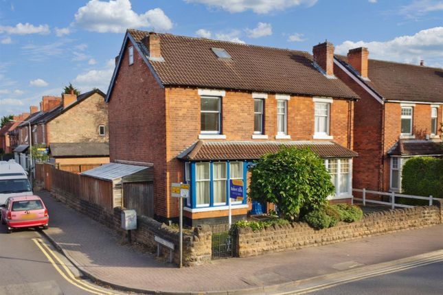 4 bedroom semi-detached house for sale