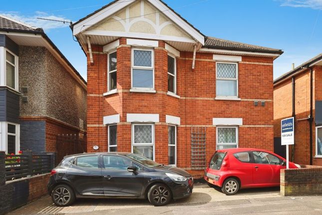 Ensbury Park Road, Bournemouth BH9 6 bed detached house for sale