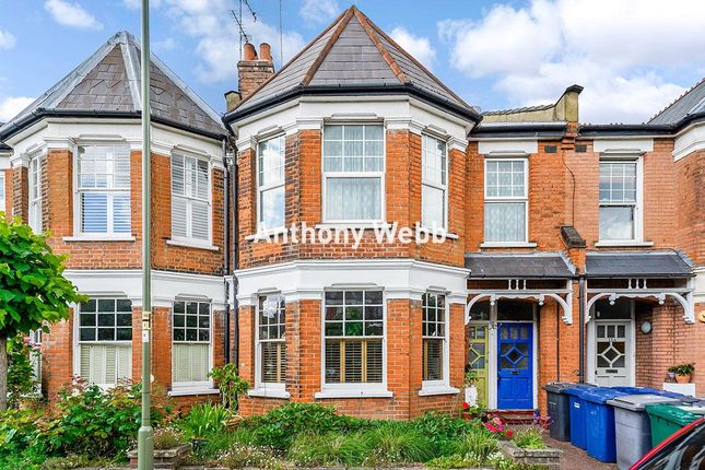 Sedgemere Avenue, East Finchley, N2 3 bed flat for sale