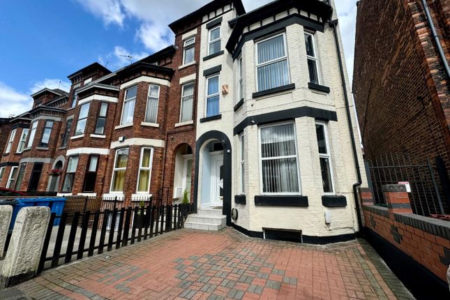 Keppel Road, Chorlton 6 bed end of terrace house for sale