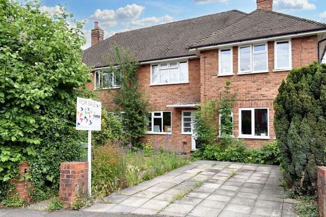 2 bedroom maisonette for sale