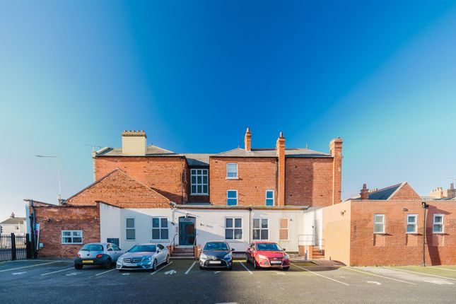 1 bed flat