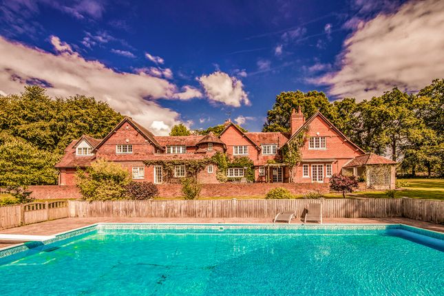 Hewins Wood House, Bradfield, RG7 9 bed detached house for sale