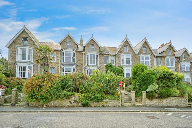 5 bedroom terraced house for sale