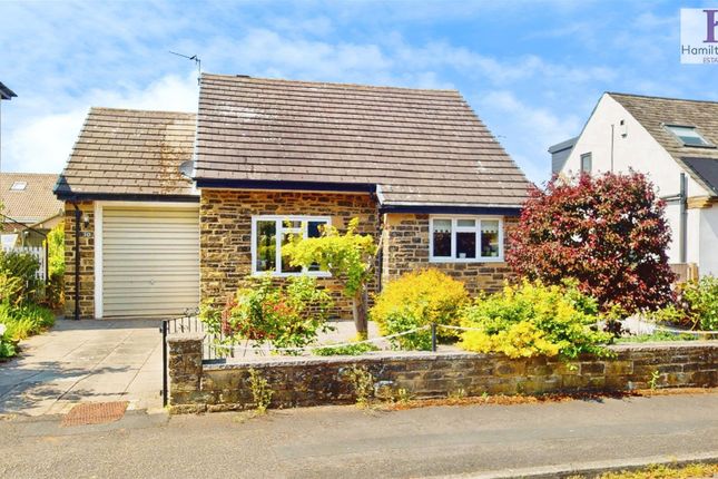 Moorland Avenue, Baildon, Shipley 2 bed detached house for sale