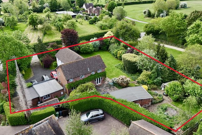 Gloucester GL19 5 bed detached house for sale