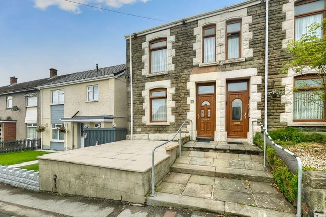 Pentre Treharne Road, Swansea SA1 3 bed end of terrace house for sale