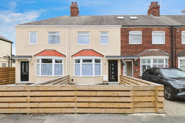Graham Avenue, West Hull 3 bed terraced house for sale