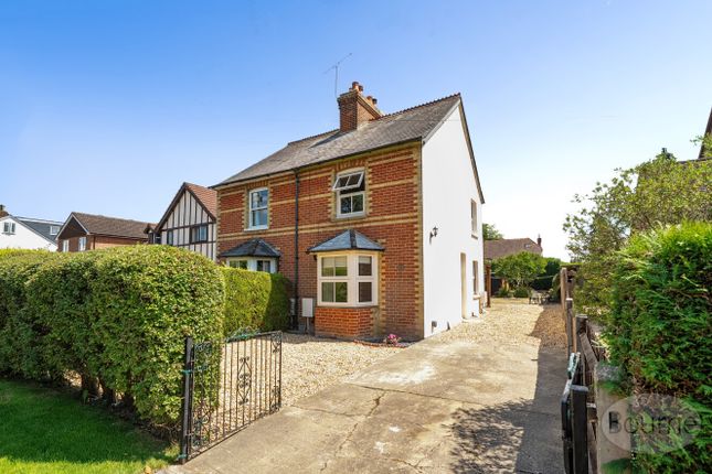 Broadwell Road, Wrecclesham, Farnham... 2 bed semi