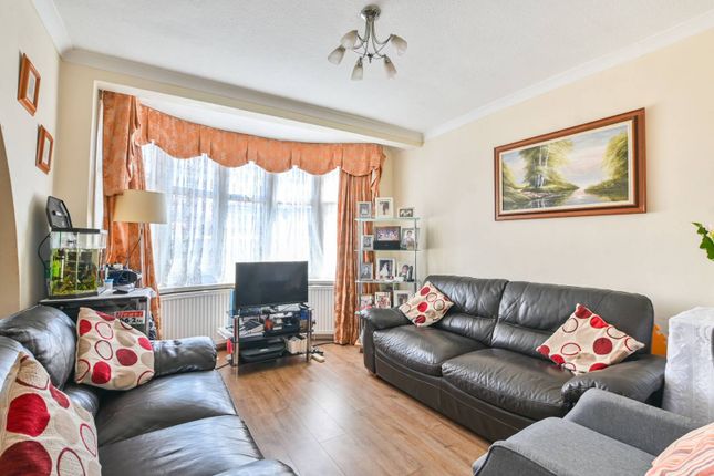 Hodder Drive, Perivale, Greenford, UB6 3 bed terraced house for sale