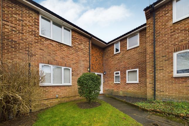 Tewkesbury Close, Popley... 1 bed flat for sale